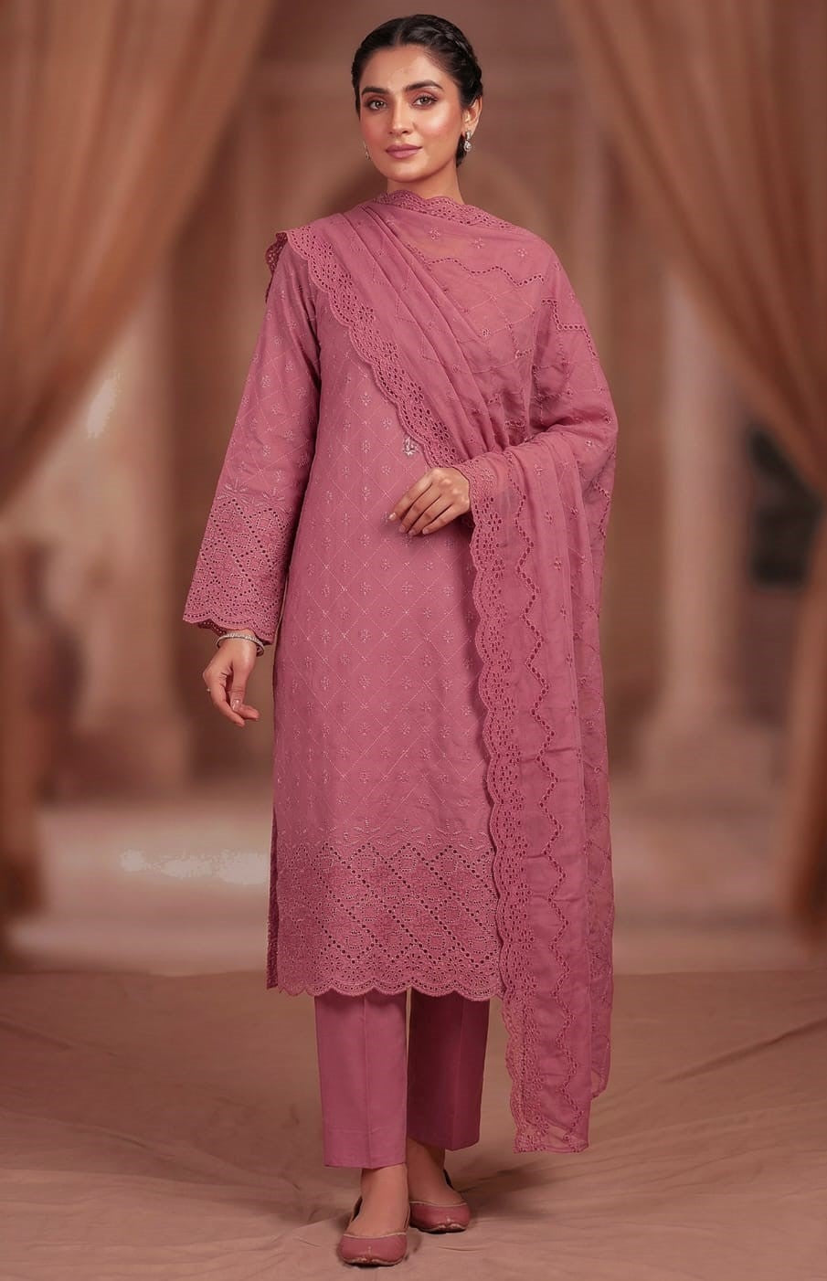 Chiken Kaari Front Bambar dupatta Lawn 3PC