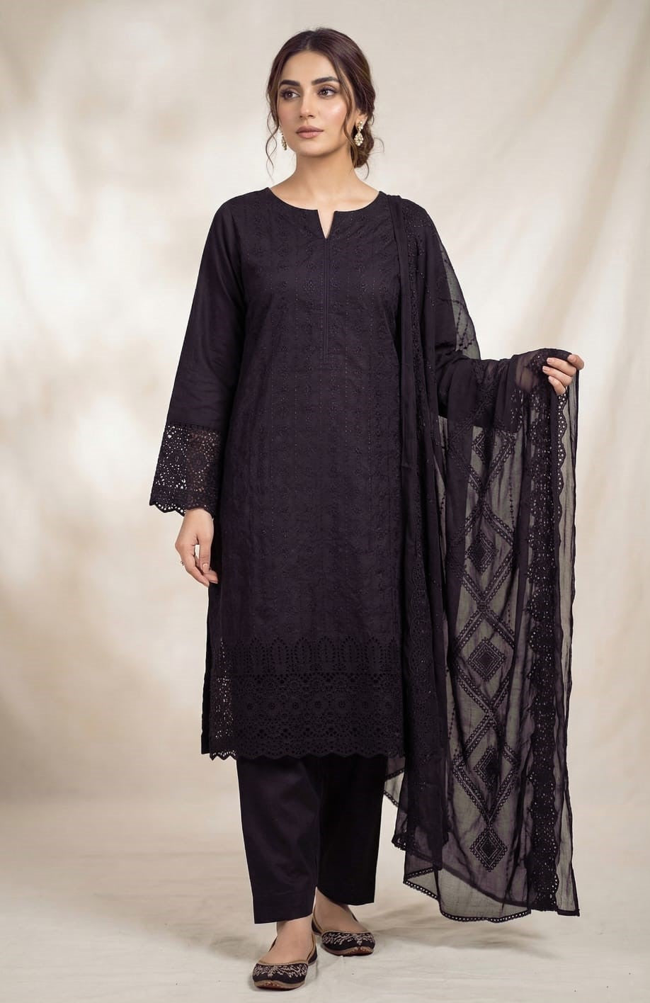 Chiken Kaari Front Bambar dupatta Lawn 3PC